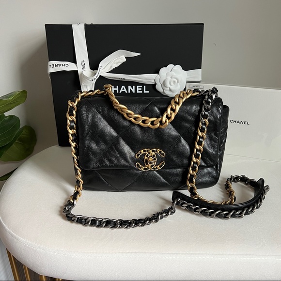 🖤 SOLD🖤 Chanel 19 small bag - Picture 3 of 13